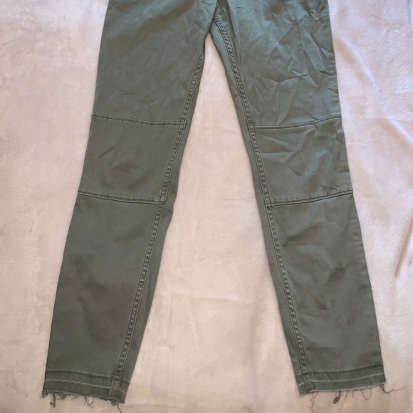 Pants - Picture 3 of 5